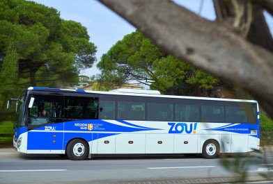 bus_zou.jpg