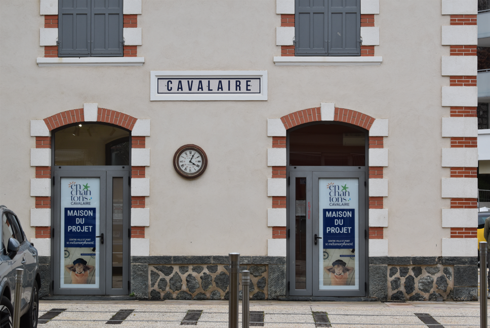 maison_du_projet_devanture_.png